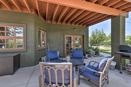 Main Home And Casita With Rooftop Deck And Patio