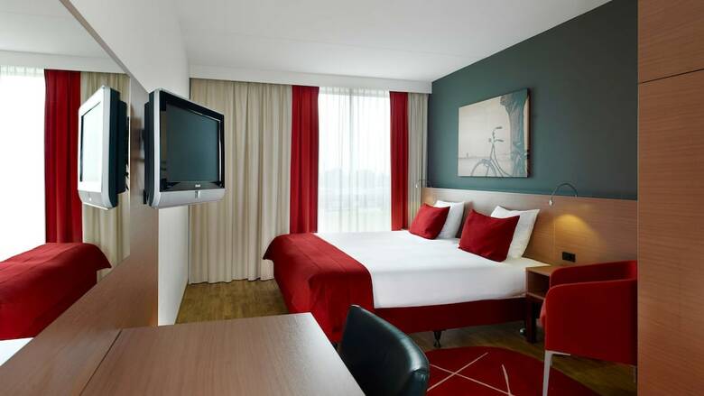 Hotel Park Plaza Amsterdam Airport