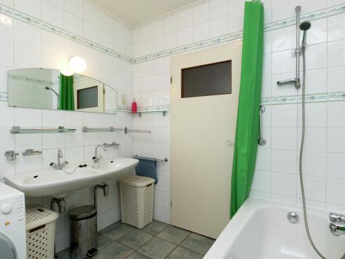Holiday Home Ruischende Dennen Huybergen