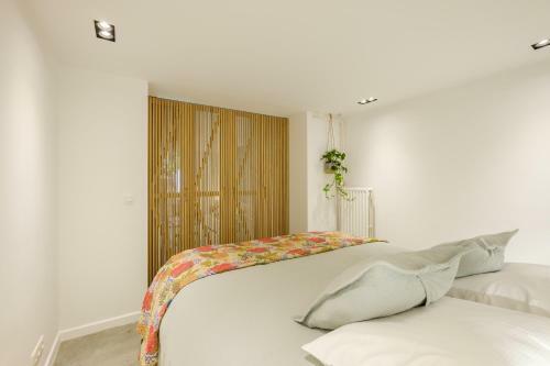 1bd Apartment With Garden Brugmann Area