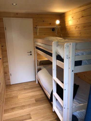 Chalet de Charme, Le "caribou Lodge", Eifel Belge