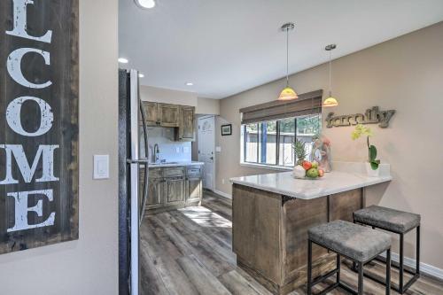 Contemporary Flagstaff Retreat With Ponderosas!