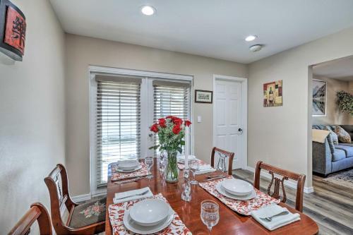 Contemporary Flagstaff Retreat With Ponderosas!