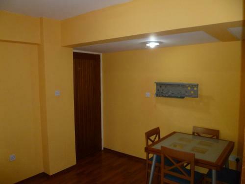 Hostal City Center Private Twin Room - Dimofontos