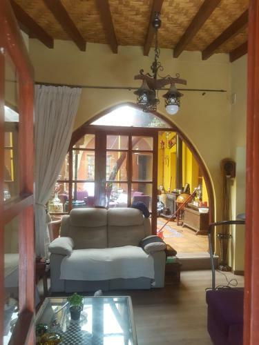 Sylvias Antique House