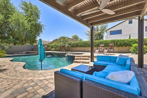 Desert Retreat With Outdoor Oasis And Pool Table!