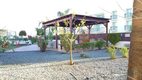 Apartamento New Beautiful Sea View 2 Bdrm Flat With Pool!