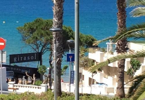 Apartamento Les Ones 50m To The Beach Wiffi