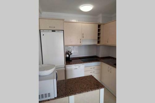 Elegante Apartamento Junto Al Mar En Cap Salou