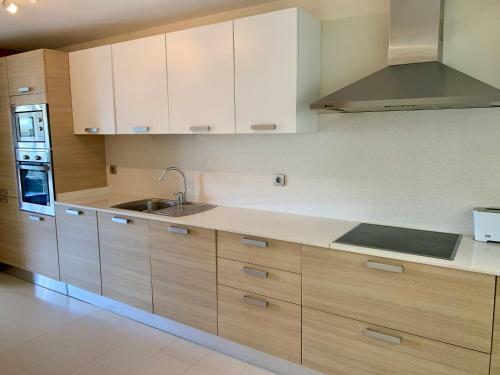 Townhouse 3 Bedrooms On The First Line