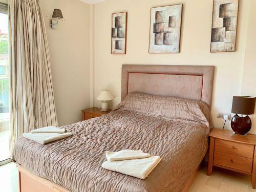 Townhouse 3 Bedrooms On The First Line