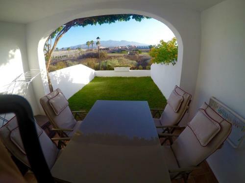 Newly Refurbished Modern Apartment With Stunning Mountain Views