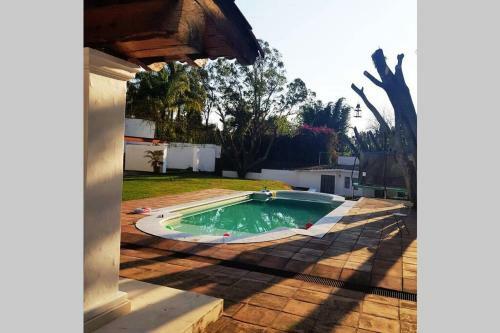H&s Rent Casa Blanca Rest House.