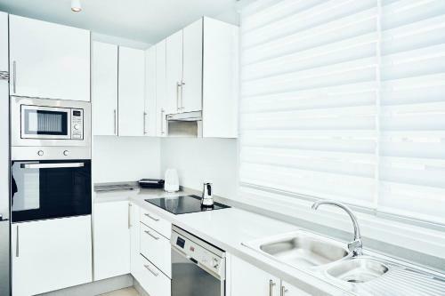Villa Vila Carla - 3bdr + 3bath In Amarilla Golf