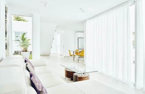 Villa Vila Carla - 3bdr + 3bath In Amarilla Golf