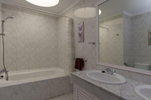 San Andres 21 - Three Bed Villa With Sunny Terrace