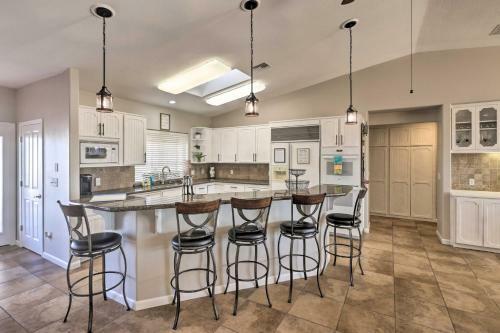 Airy Desert Escape With Pool, Lake Havasu Views