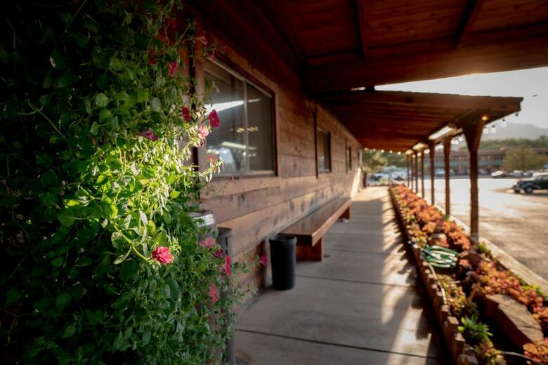 Hotel Redstone Inn