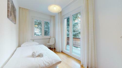 Apartment In Crans-montana For 7 Persons, Covered Parking