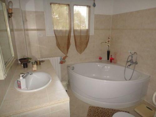 Villa 8 Personnes Piscine Location Estivale AA