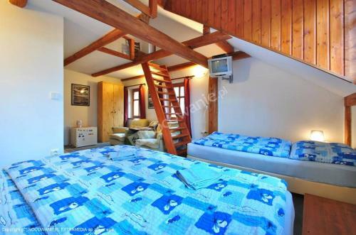 Hostal Chata Artur