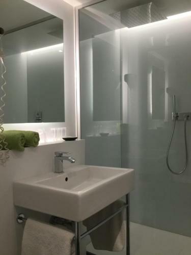 Hotel C�t� Cour
