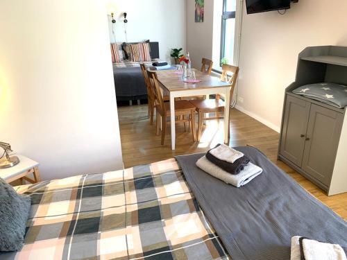 Bed & Breakfast La Fleur Et Le Soleil (F&s)