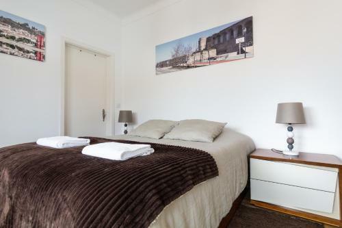 Apartamento 4U Alojamento - Terra�o & Varanda