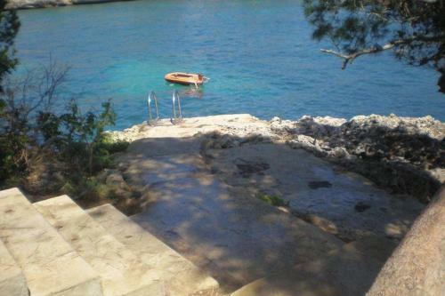 Sea Frontline Apartment 'faraona'. Pool. Wifi