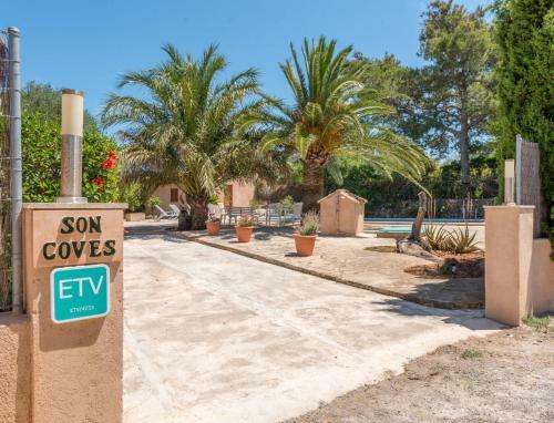 Villa Son Coves