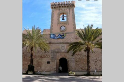 Apartamento Modern Huge Appartement, Just 100 M From The Beach