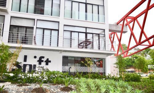 Exclusive, New Apartment In Cayala, Modern, Cozy With AC