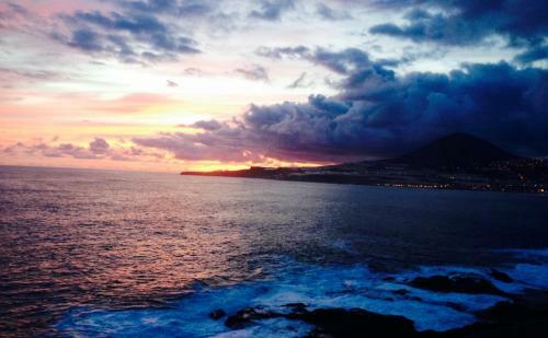 Apartamento G�ldar Penthouse Over The Sea!