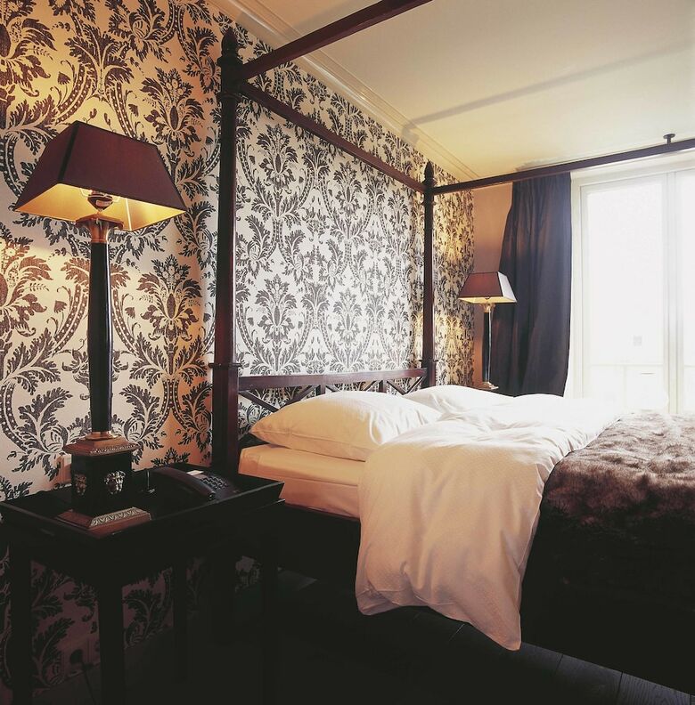 Suitehotel Posthoorn