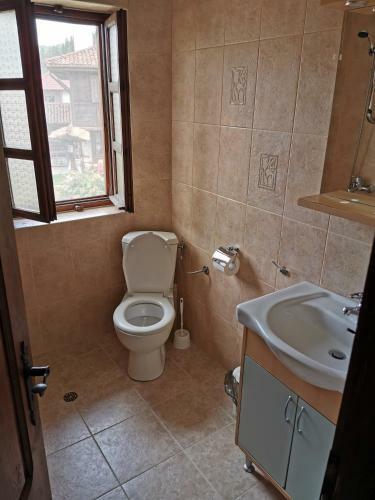 Hostal Hadji Neikovi Guest Houses