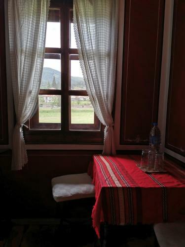 Hostal Hadji Neikovi Guest Houses