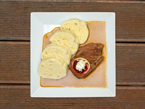 Hotel A Restaurace Pomez�