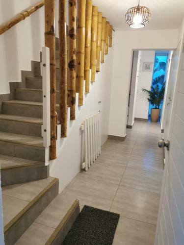 Bocapan, Apartamento Duplex -condominio Las Palmeras