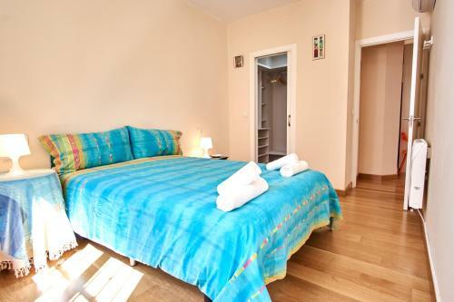 Apartamento Rodrigo de Triana Courtyard By Valcambre