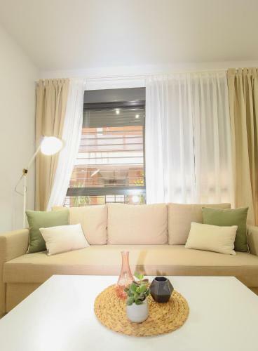 Deluxe Apartment San Julian With Parking