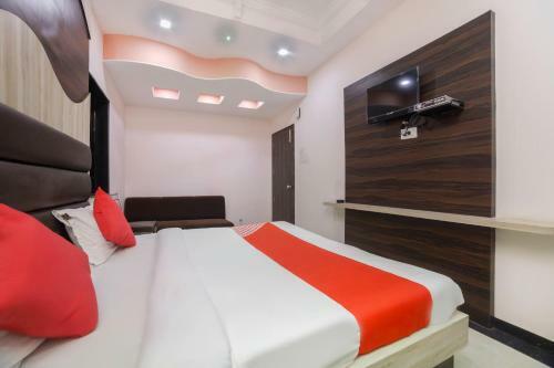 Hotel Oyo 61135 Halwai Association