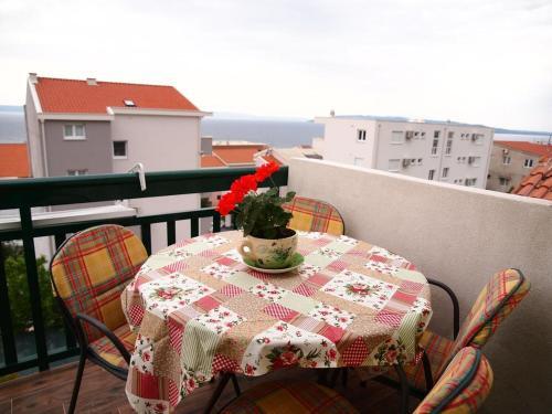 Apartments With A Parking Space Makarska - 9129