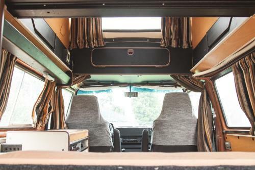 Gem�tlicher Volkswagen T3 Van In Nordspanien