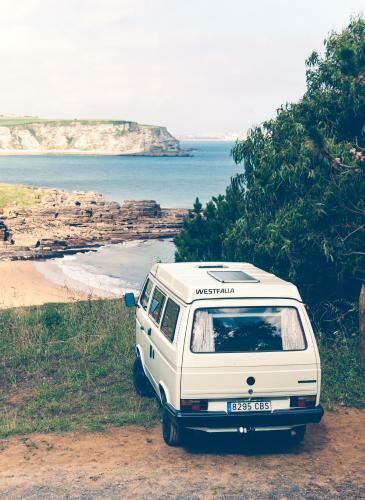 Gem�tlicher Volkswagen T3 Van In Nordspanien