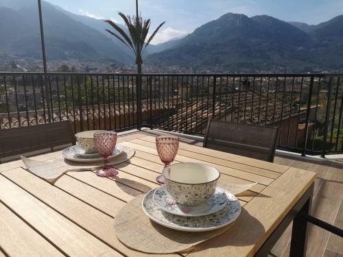Penthouse Overlooking Soller With Garden & Terrace