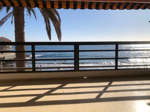 Apartamento Espectacular En Primera L�nea de La Playa