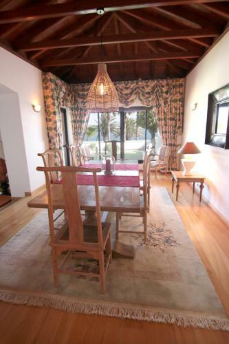 Villa Vista Del Mar - Oceanfront Luxury With Private Pool