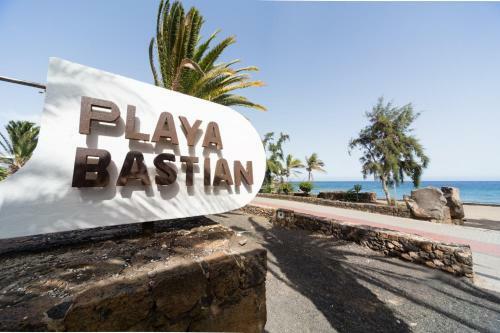 Apartamento Bastian Beach. Casa Cheah. Sea View