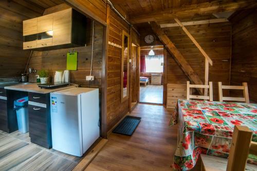 Lodge O?rodek Pszcz�?ka Krasnobr�d