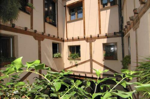 Apartamento C/real,9